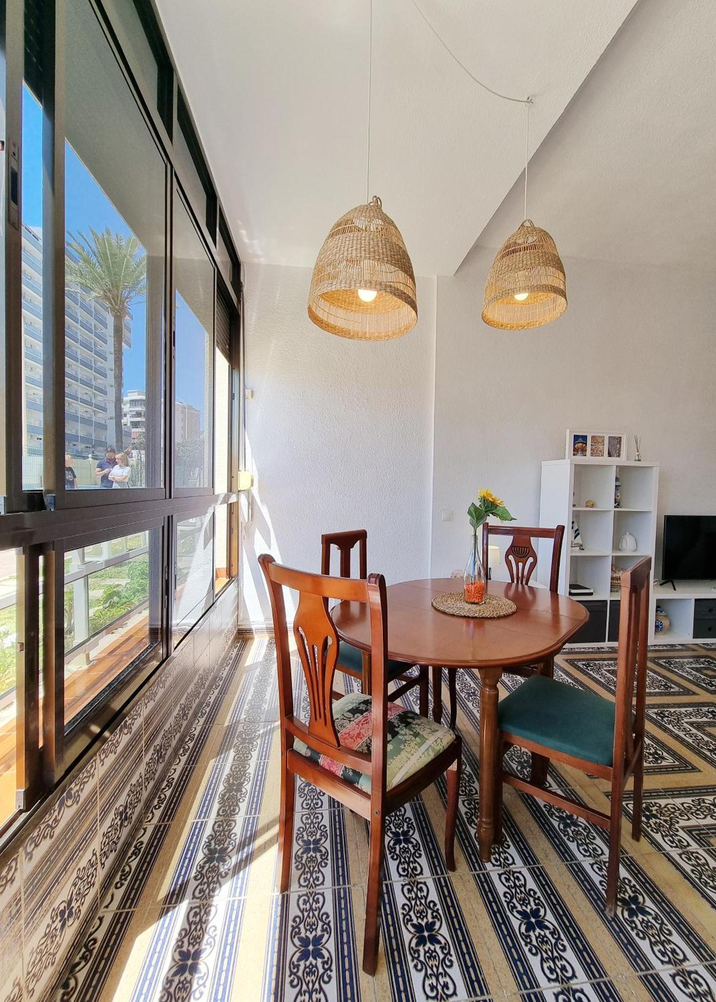 Tinoko Apartament In La Carihuela Beach Torremolinos Exteriör bild